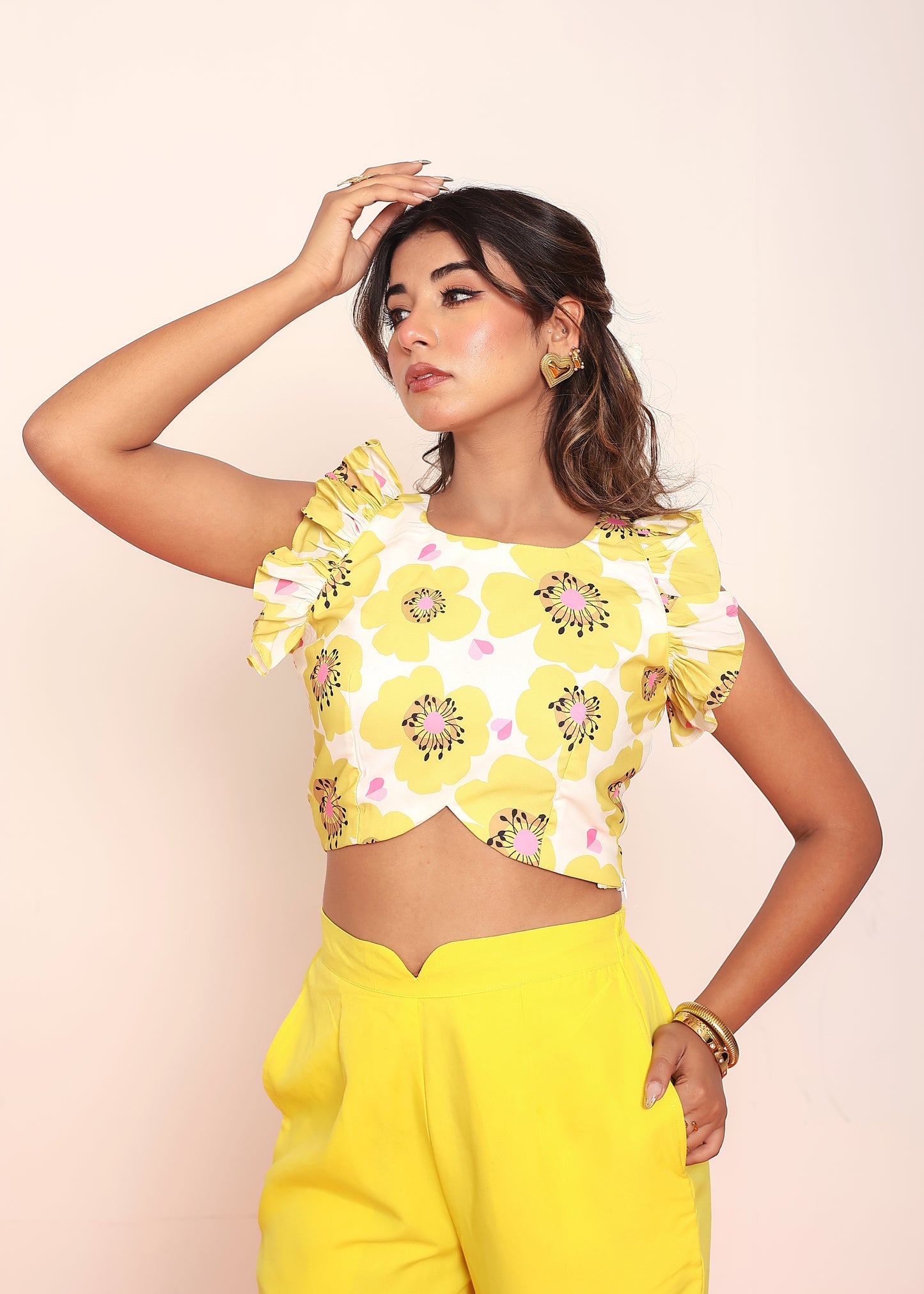 Printed bright yellow ruffled top