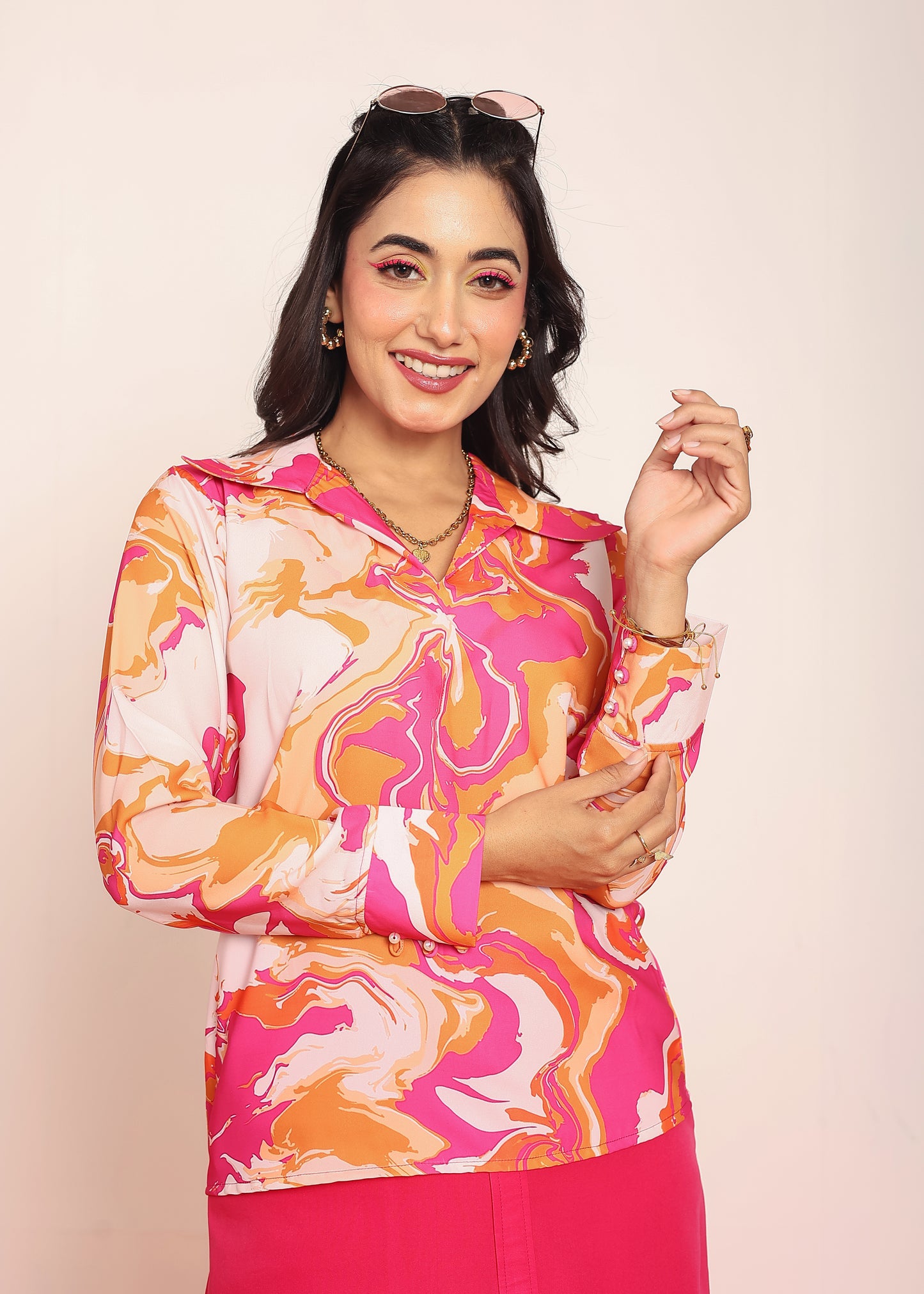 Printed top with solid knotting skirt