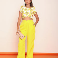 Printed ruffled top with shaped pant
