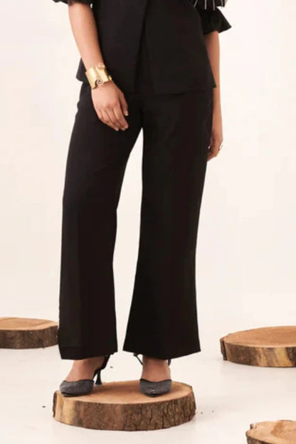 Black flared pant