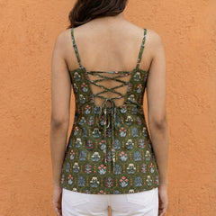 Women Green Floral Printed Cotton Short Kurti with Back Tie-Up Detail