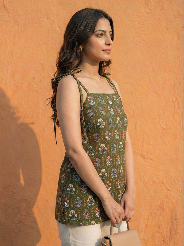 Women Deep Green Floral Printed Cotton Kurti with Shoulder Tie-Up