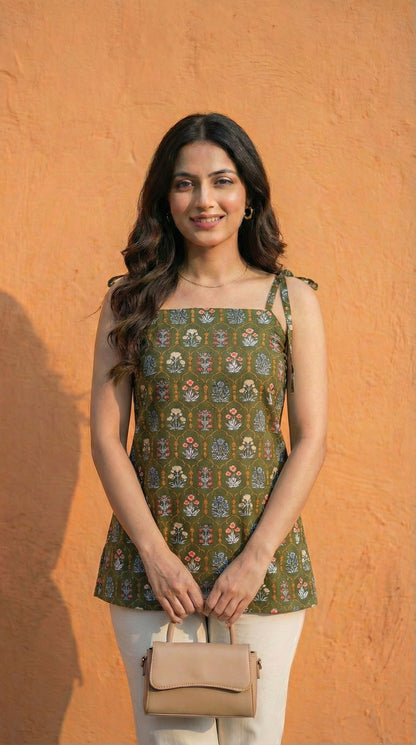 Women Deep Green Floral Printed Cotton Kurti with Shoulder Tie-Up
