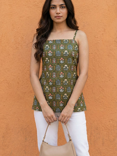 Women Green Floral Printed Cotton Short Kurti with Back Tie-Up Detail