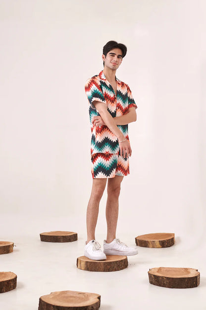 Zig-zag printed shorts