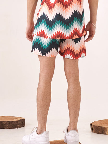 Zig-zag printed shorts