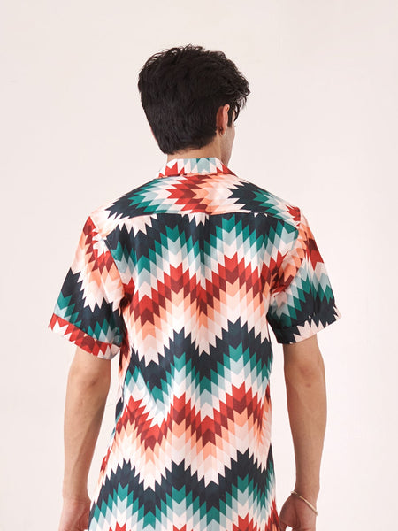 Zig-zag printed shirt
