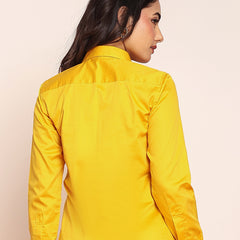 Embroidered shirt with shaped collar