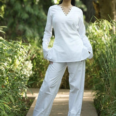 Women’s White Solid Cotton Tunic with V-Neck Detail & Flared Sleeves