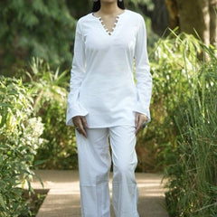 Women’s White Solid Cotton Tunic with V-Neck Detail & Flared Sleeves