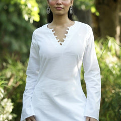 Women’s White Solid Cotton Tunic with V-Neck Detail & Flared Sleeves